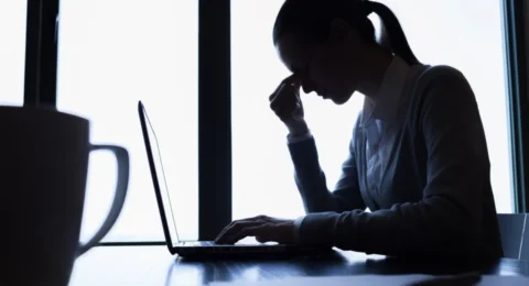 harrasment-in-workplace.jpg